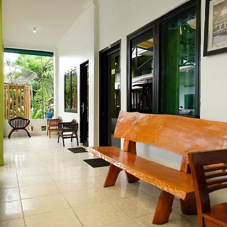 Oyo 2186 Esbe Hotel Syariah Tanjung Pandan Exterior foto